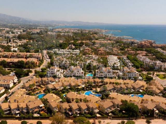 3 Makuuhuoneen Rivitalo Puerto Banús