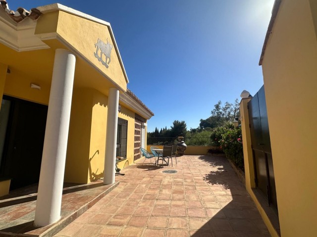4 Bedrooms Villa in Mijas Costa