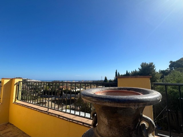 4 Bedrooms Villa in Mijas Costa