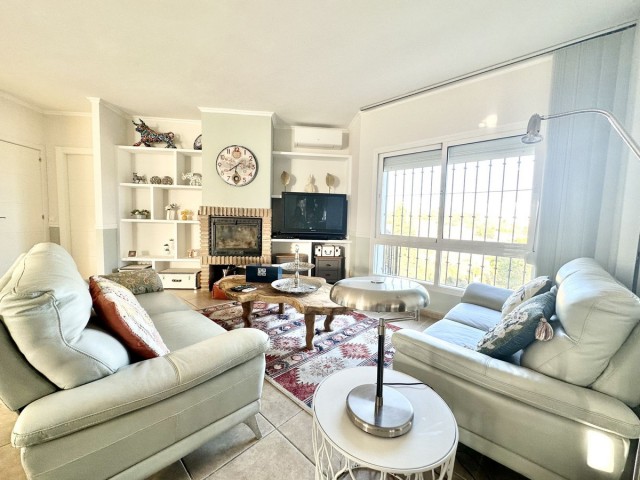 4 Bedrooms Villa in Mijas Costa