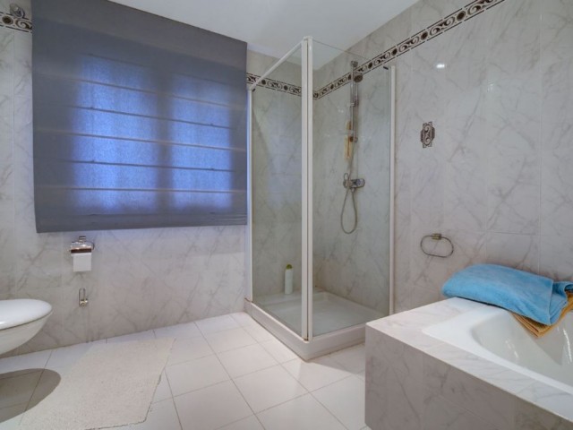 5 Slaapkamer Villa in Costalita
