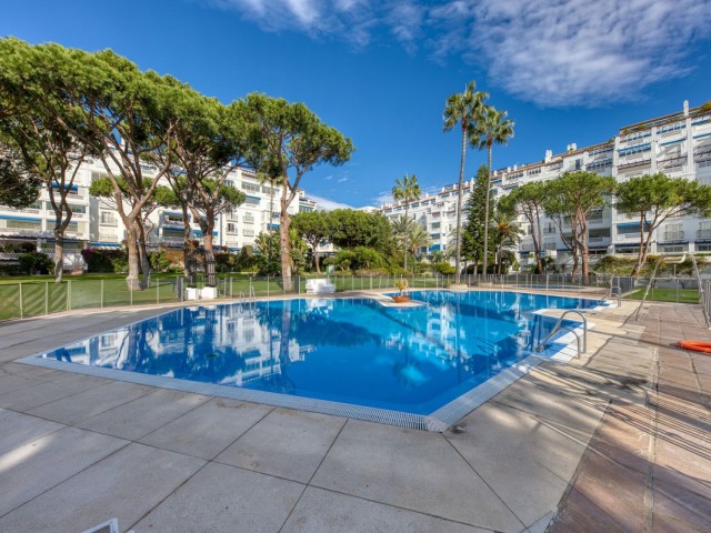 3 Makuuhuoneen Huoneisto Puerto Banús