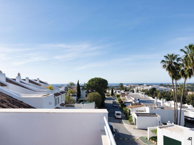 3 Makuuhuoneen Rivitalo Nueva Andalucía