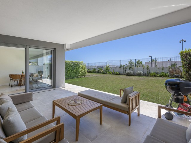 Apartamento con 2 Dormitorios  en Selwo