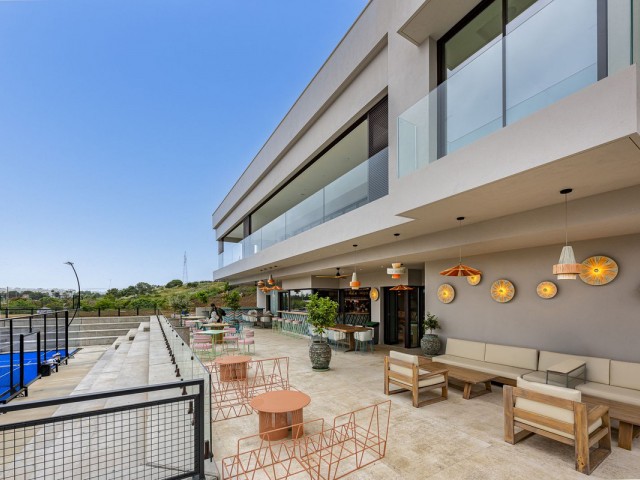 Apartamento con 2 Dormitorios  en Selwo