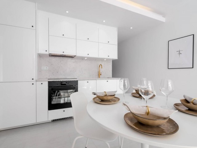Apartamento con 3 Dormitorios  en Benahavís