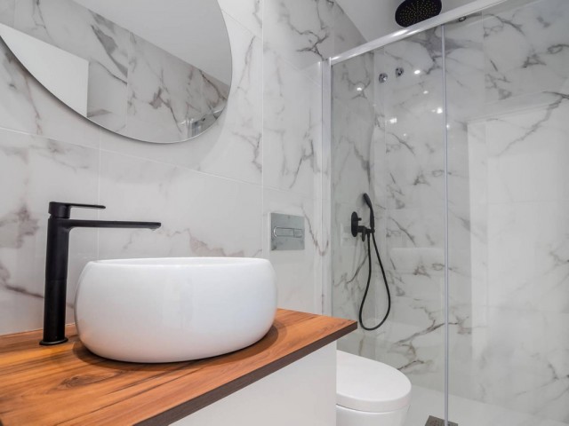 Apartamento con 3 Dormitorios  en Benahavís