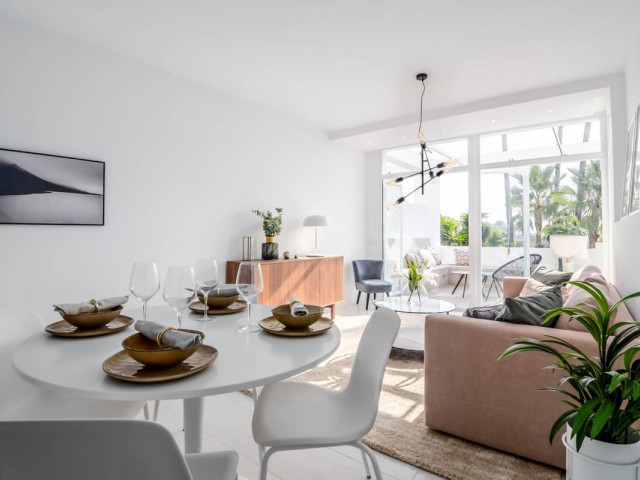 Apartamento con 3 Dormitorios  en Benahavís