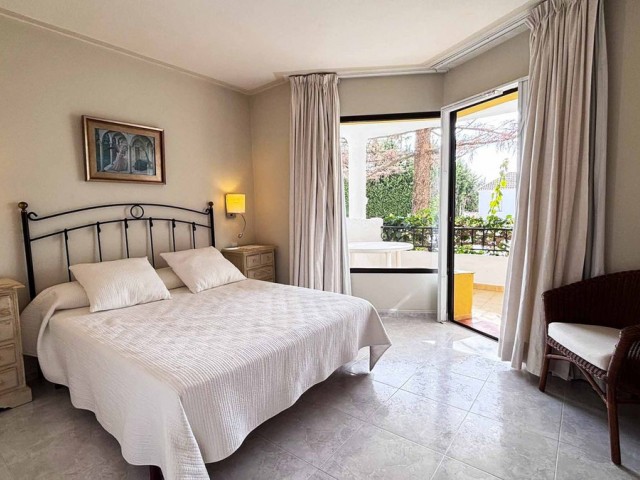 Apartamento con 2 Dormitorios  en Las Chapas