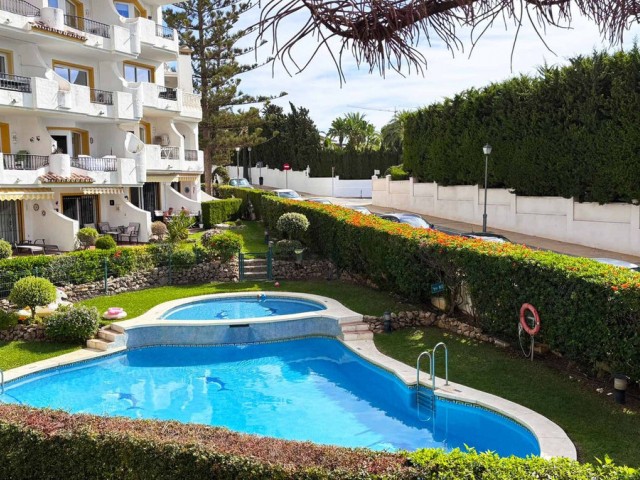 Apartamento con 2 Dormitorios  en Las Chapas