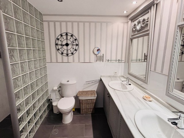 Apartamento con 2 Dormitorios  en Las Chapas