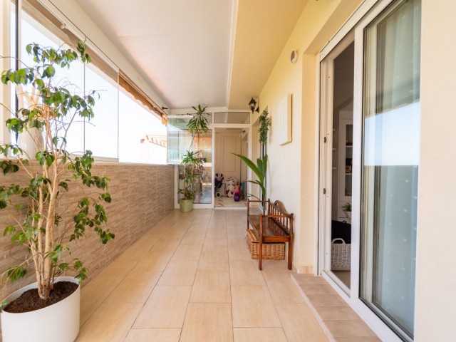 Penthouse avec 3 Chambres  à Torrequebrada