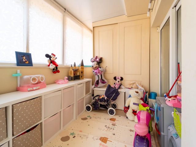 Penthouse avec 3 Chambres  à Torrequebrada