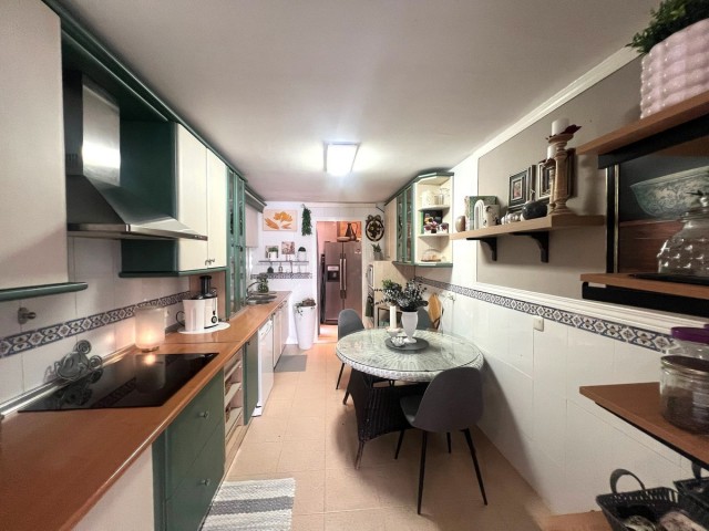 Huoneisto, Los Boliches, R5201758