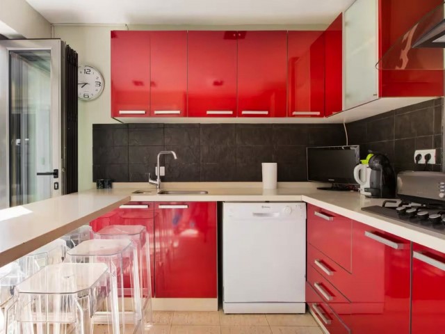 5 Bedrooms Townhouse in Nueva Andalucía