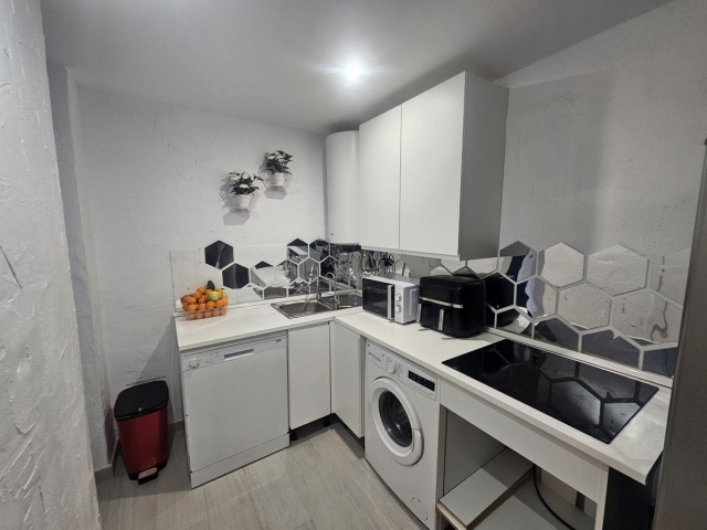 Appartement avec 4 Chambres  à Calahonda