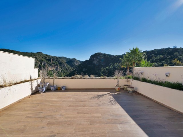 5 Slaapkamer Rijtjeshuis in Benahavís