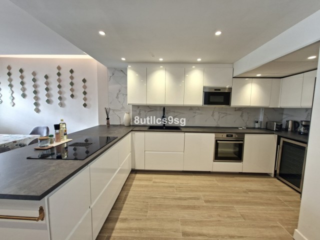 3 Bedrooms Apartment in Nueva Andalucía