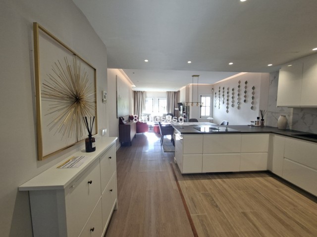 3 Bedrooms Apartment in Nueva Andalucía