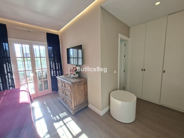 3 Bedrooms Apartment in Nueva Andalucía