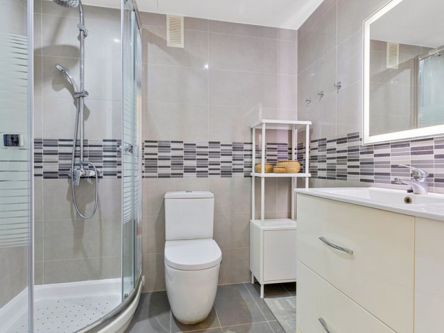 2 Sovrums Lägenhet i Fuengirola