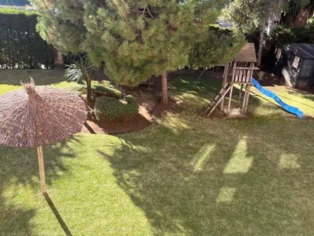 3 Bedrooms Apartment in Nueva Andalucía