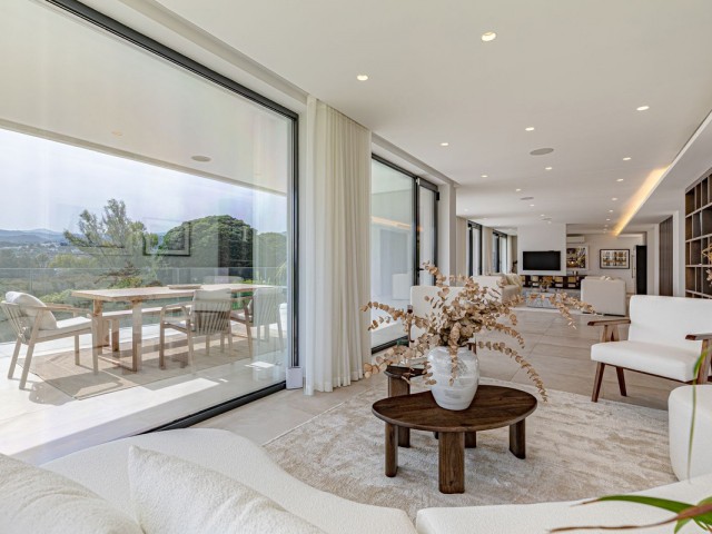 Villa avec 6 Chambres  à Nueva Andalucía