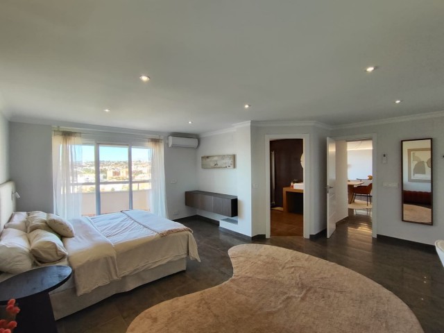 4 Sovrums Lägenhet i Fuengirola