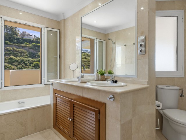 Appartement avec 2 Chambres  à Nueva Andalucía