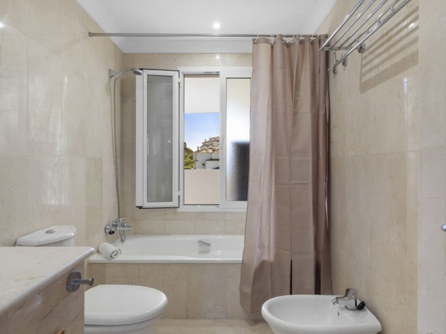 Appartement avec 2 Chambres  à Nueva Andalucía