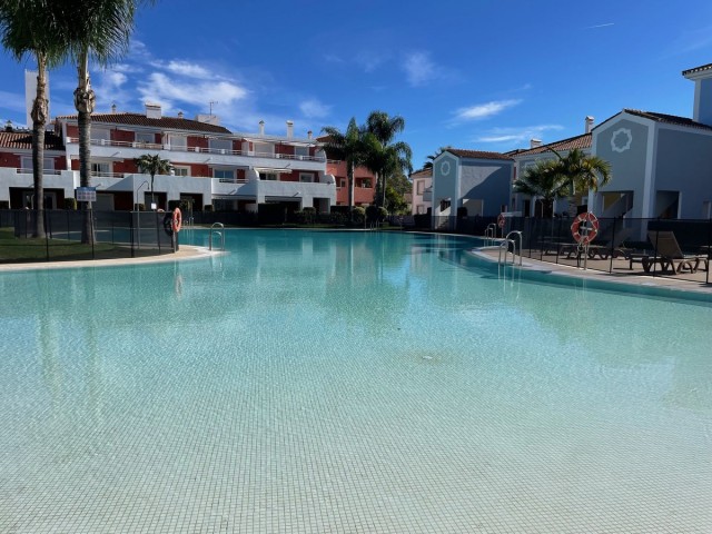 Leilighet, New Golden Mile, R5234476