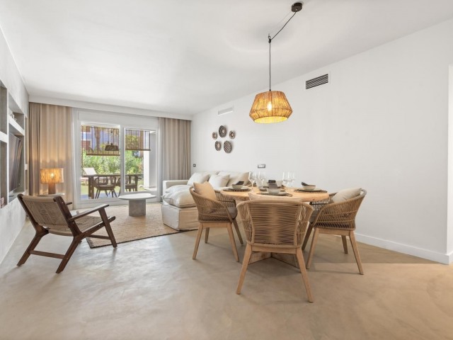 Leilighet, New Golden Mile, R5234476