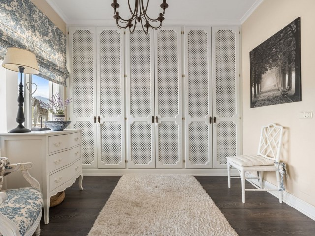 Maison mitoyenne avec 3 Chambres  à Nueva Andalucía