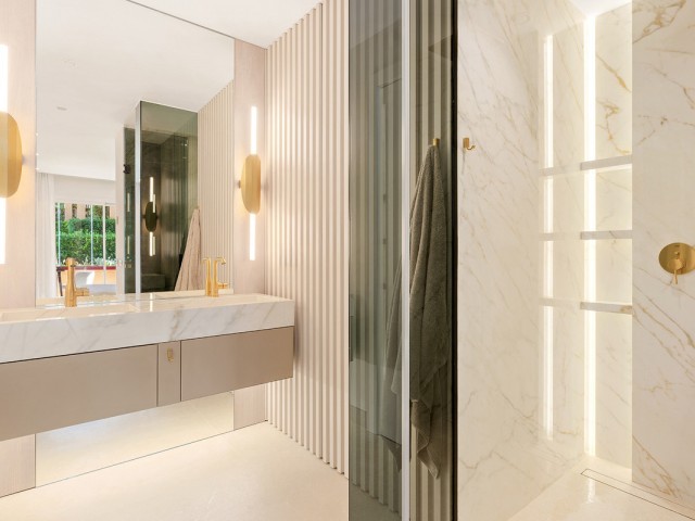 4 Soveroms Leilighet i Estepona