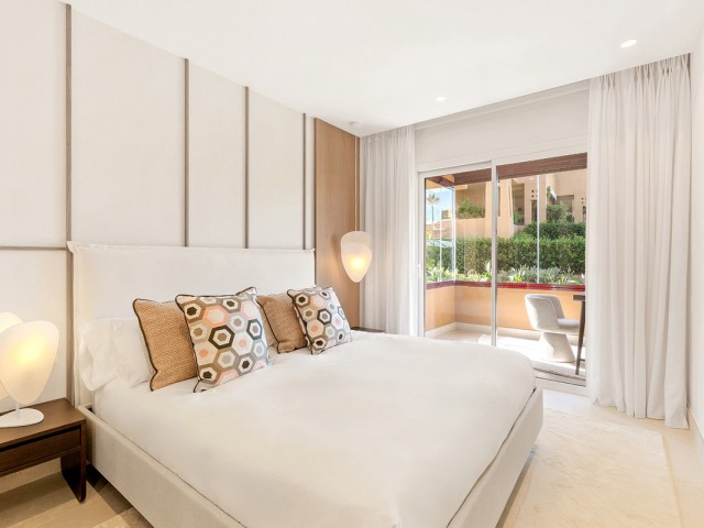 4 Soveroms Leilighet i Estepona