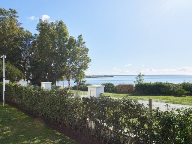 3 Soveroms Leilighet i Estepona