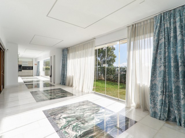 3 Soveroms Leilighet i Estepona