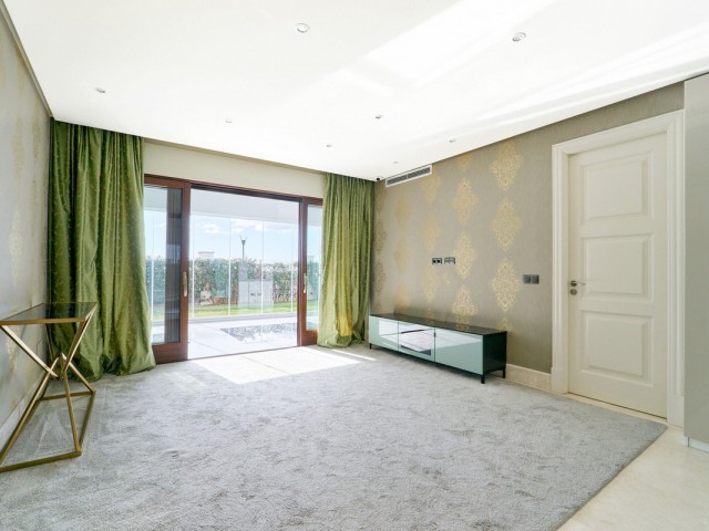 3 Soveroms Leilighet i Estepona