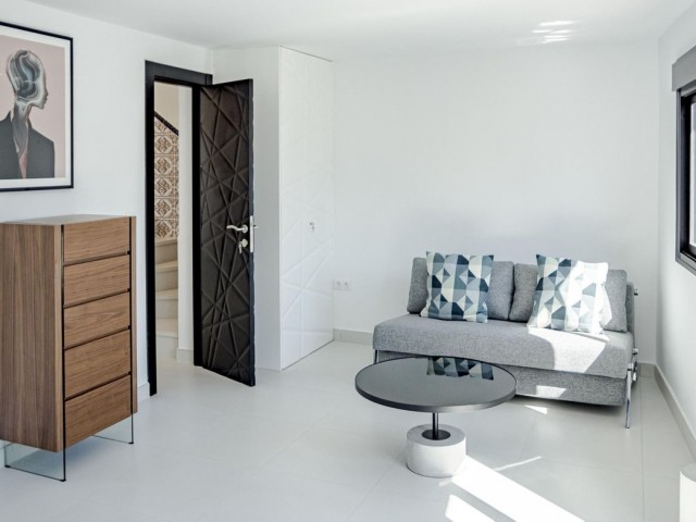 4 Soveroms Rekkehus i Estepona