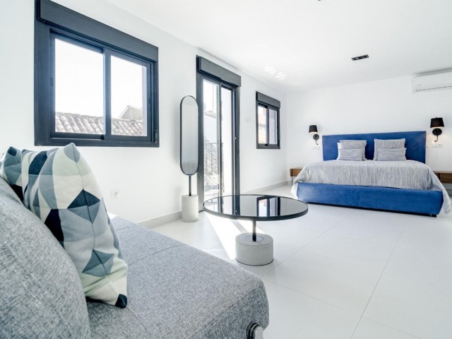 4 Soveroms Rekkehus i Estepona