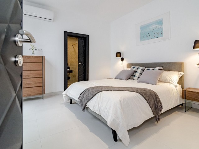 4 Soveroms Rekkehus i Estepona