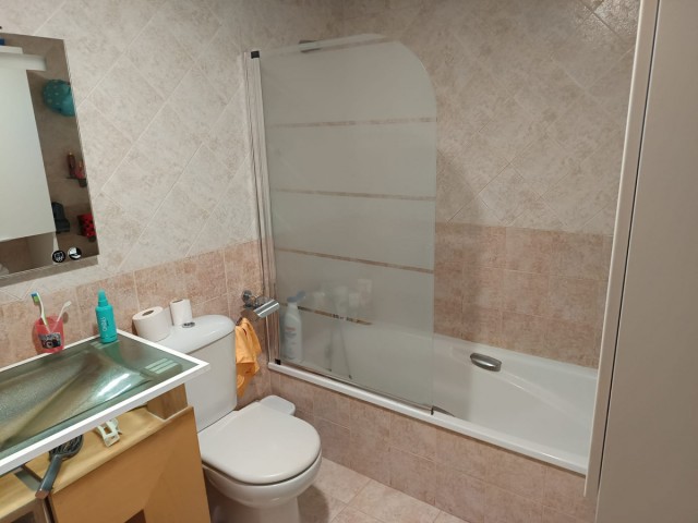 5 Soveroms Leilighet i Estepona