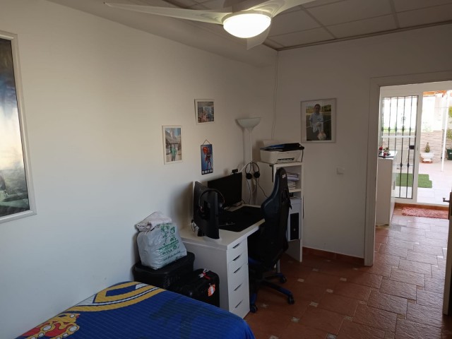 5 Soveroms Leilighet i Estepona