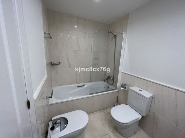 Appartement avec 2 Chambres  à Calahonda