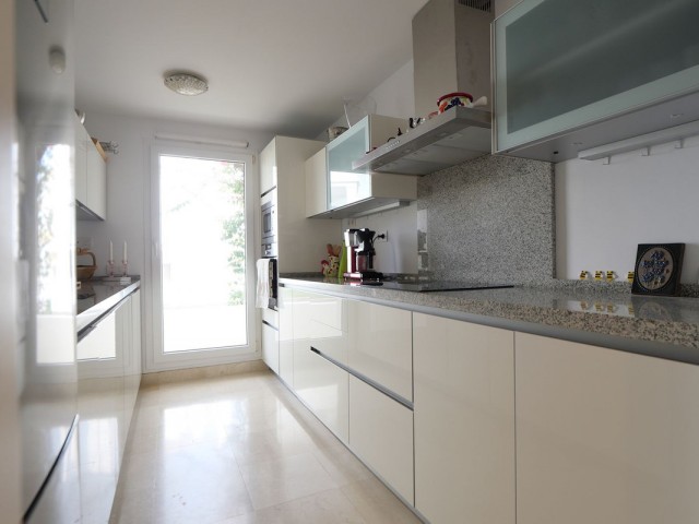 Appartement avec 2 Chambres  à Nueva Andalucía