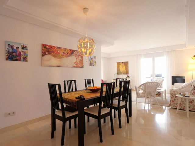 Appartement avec 2 Chambres  à Nueva Andalucía