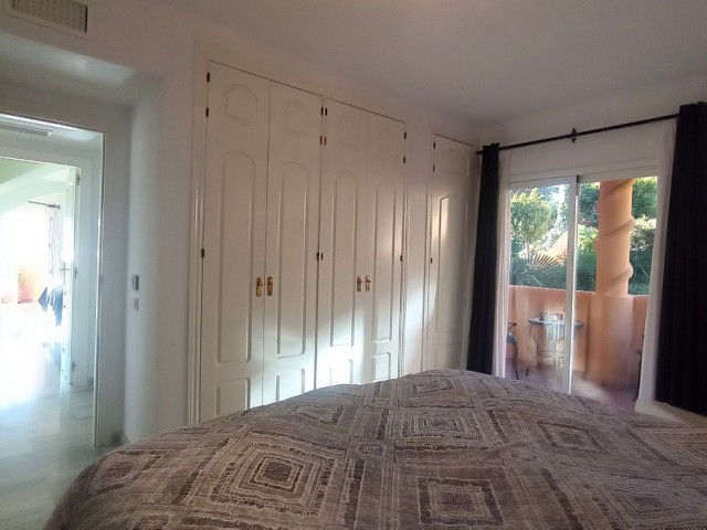 Appartement avec 3 Chambres  à Calahonda