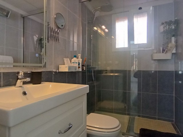 Appartement avec 3 Chambres  à Calahonda