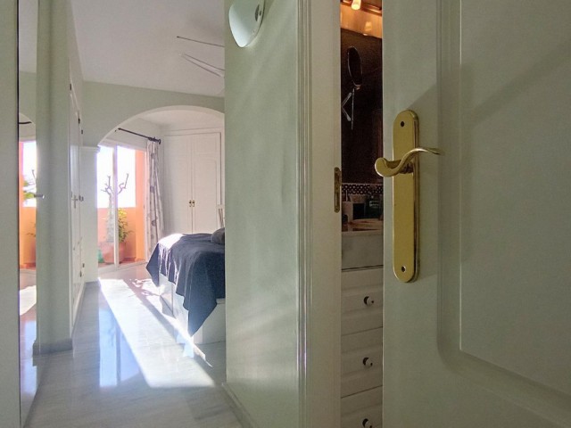 Appartement avec 3 Chambres  à Calahonda