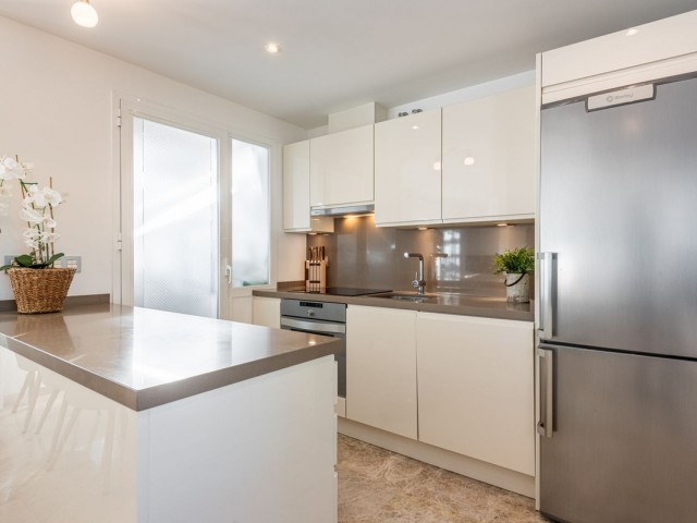 Appartement avec 3 Chambres  à Nueva Andalucía